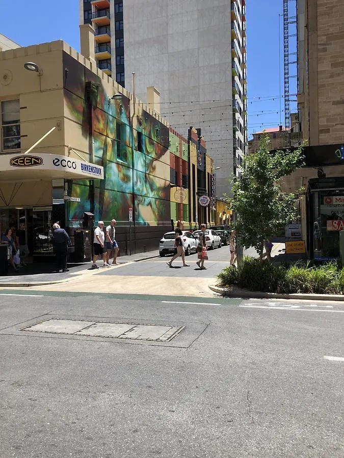 Tindy'S City Pad Apartment Adelaide